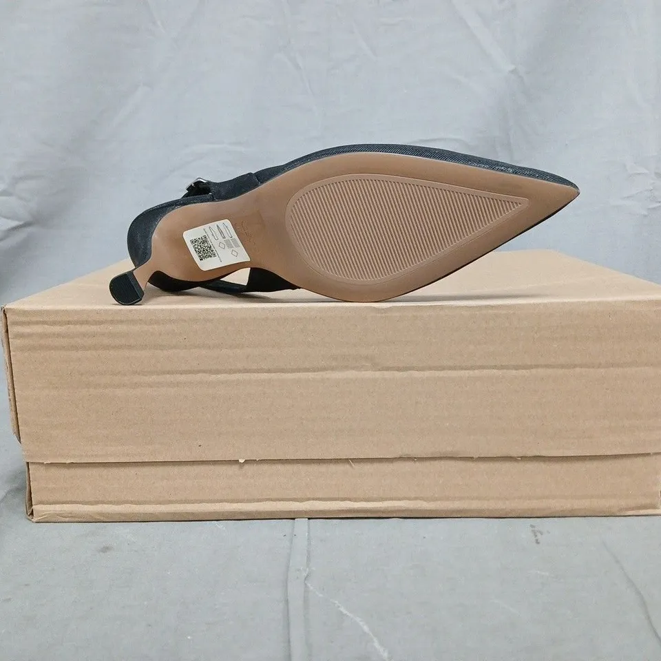 BOXED PAIR OF ASOS DESIGN SAMBER 2 SLINGBACK STILETTO HEELS IN BLACK SIZE UK 4
