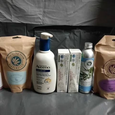 APPROXIMATELY 15 ASSORTED HEALTH & BEAUTY PRODUCTS TO INCLUDE L'OREAL , AVEENO AND BATH SALTS