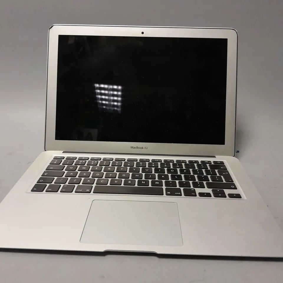 APPLE MACBOOK AIR A1466