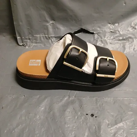 PAIR OF FITFLOP BUCKLE TWO BAR LEATHER SLIDES - 5