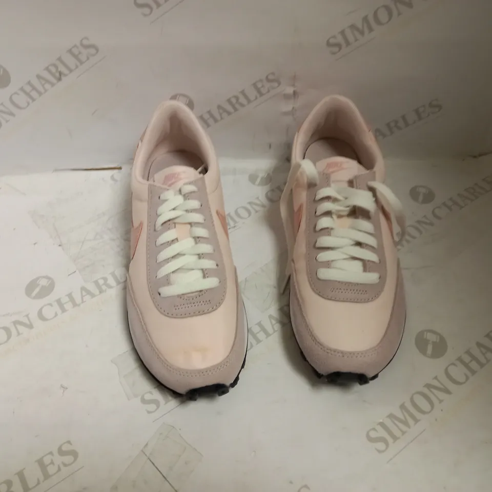 NIKE WAFFLE ONE WOMENS PINK UK 4.5