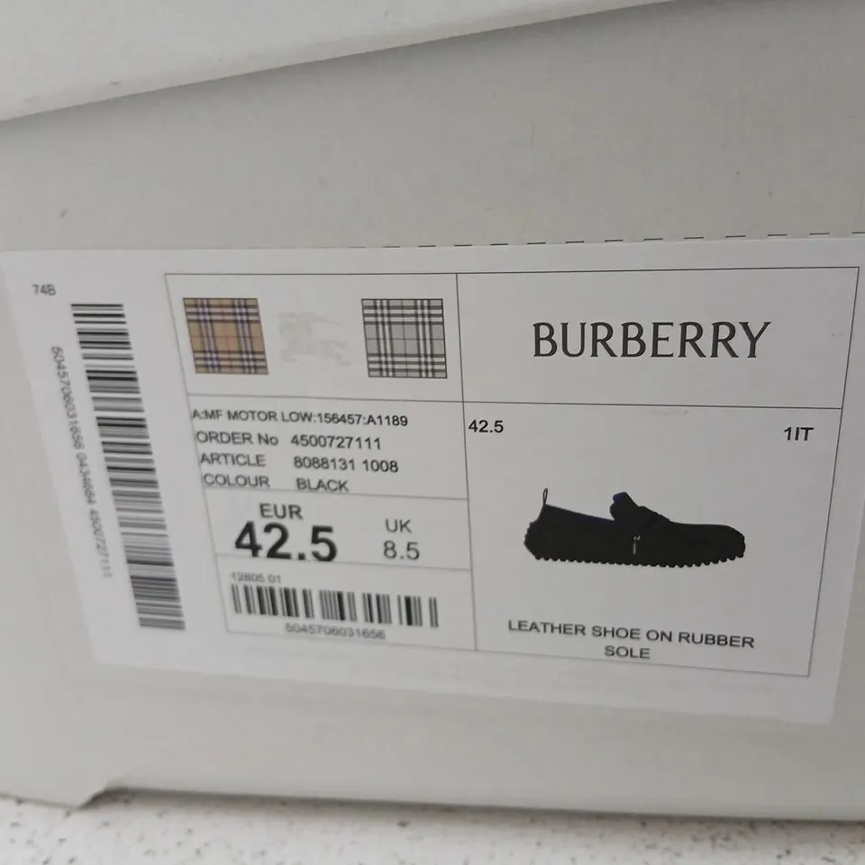 BURBERRY BLACK LEATHER LOAFERS WITH ZIP DETAIL – UK 8.5 (EU 42.5)