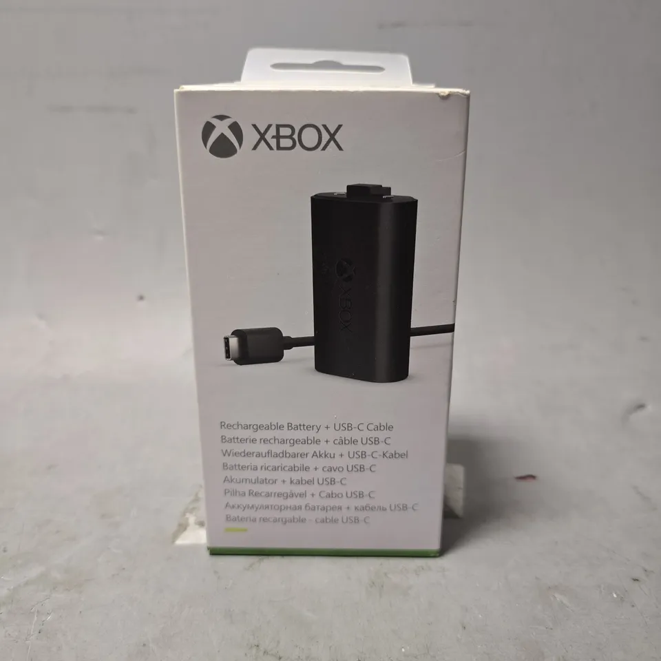 BOXED XBOX RECHARGEABLE BATTERY FOR CONTROLLER 