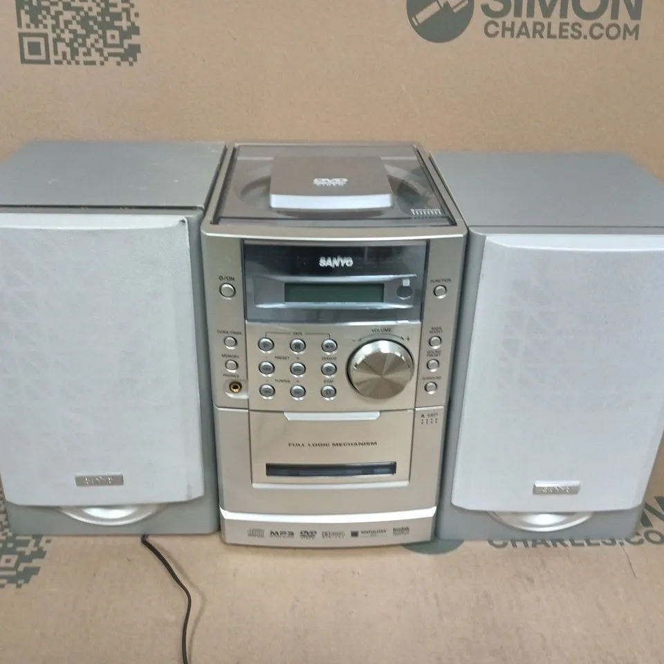 SANYO DVD MICRO COMPONENT SYSTEM