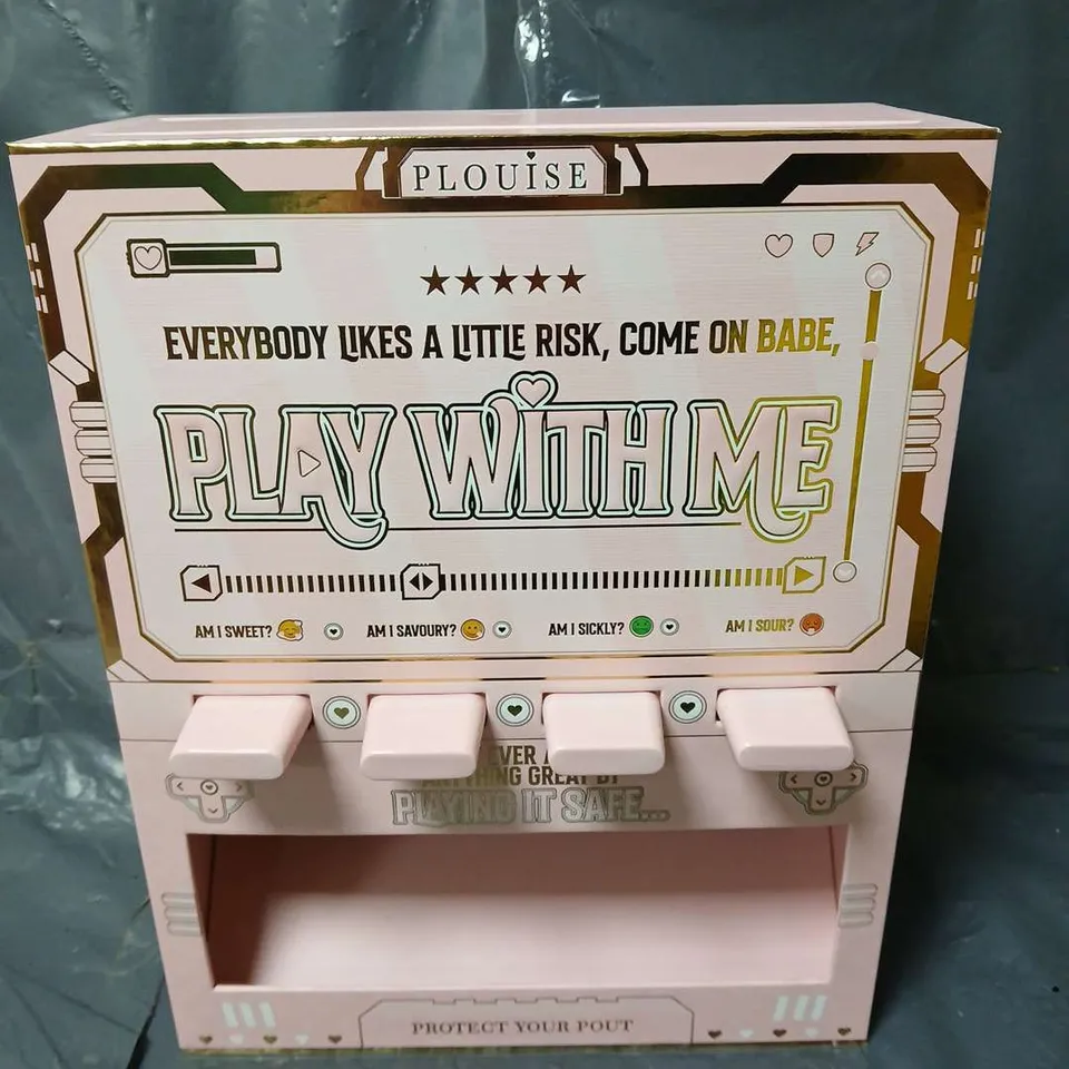 BOXED PLOUISE PLAY WITH ME GAME MACHINE