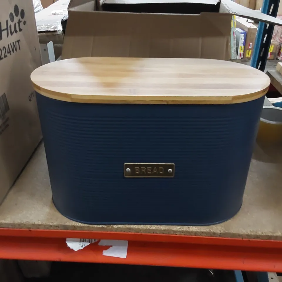 BOXED OTTO BREAD BIN 