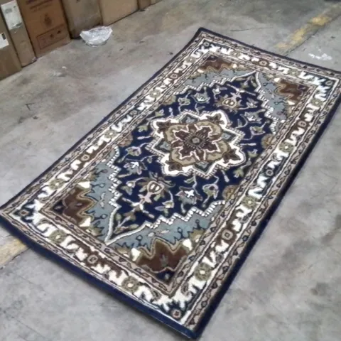 QUALITY DESIGNER AREA RUG APPROXIMATELY 160X90CM