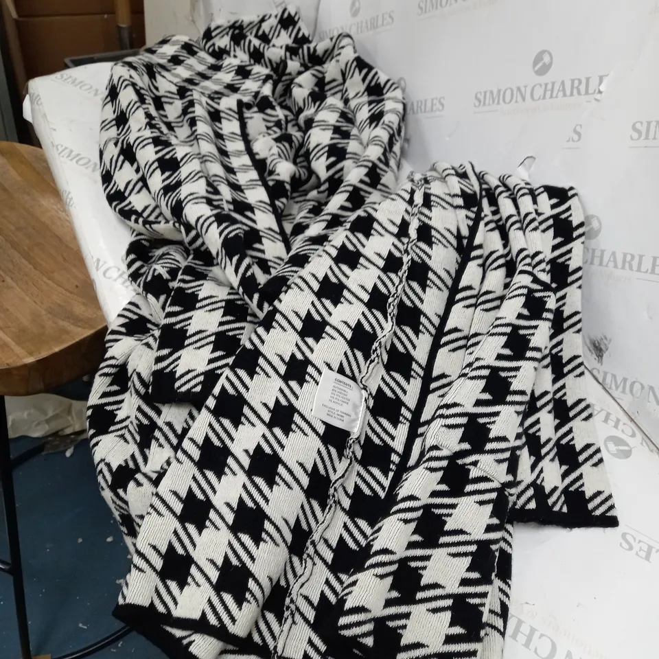 CENTIGRADE black and white cotton zip jacket m