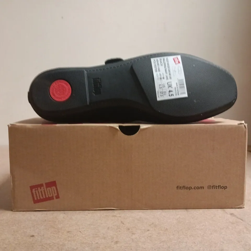 BOXED PAIR OF FITFLOP DALICATO WAVE-EDGE CANVAS MARY JANESIN BLACK SIZE UK 4.5