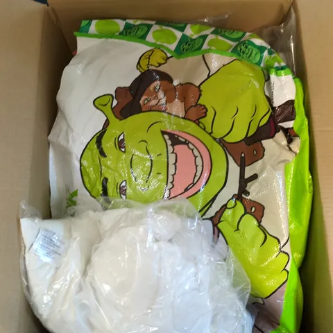 A BOX CONTAINING APPROXIMATELY 4 LARGE ITEMS INCLUDING PILLOW, DUSTPAN AND BRUSH ETC.
