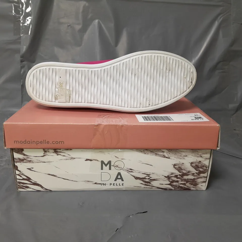 MODA IN PELLE ALBER LEATHER SLIP ON TRAINERS PINK SIZE 5 
