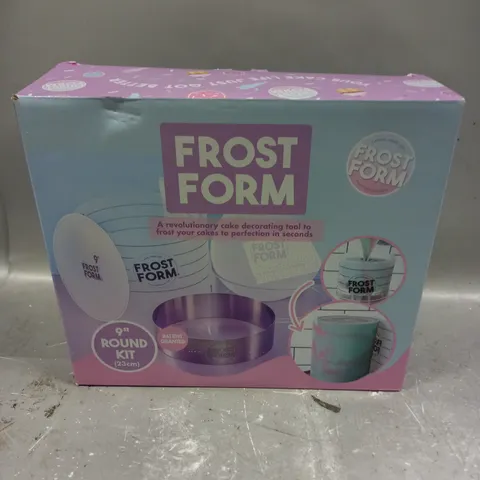 BOXED FROST FORM 9" ROUND BAKING KIT 