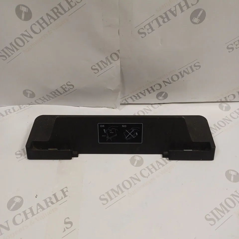FUJITSU FPCPR336 DOCKING STATION 