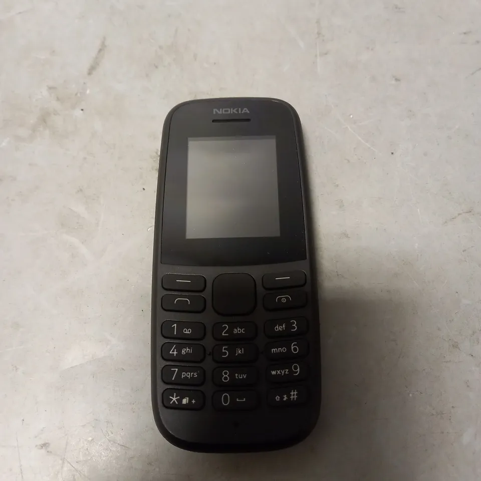 BOXED NOKIA 105 MOBILE PHONE IN BLACK