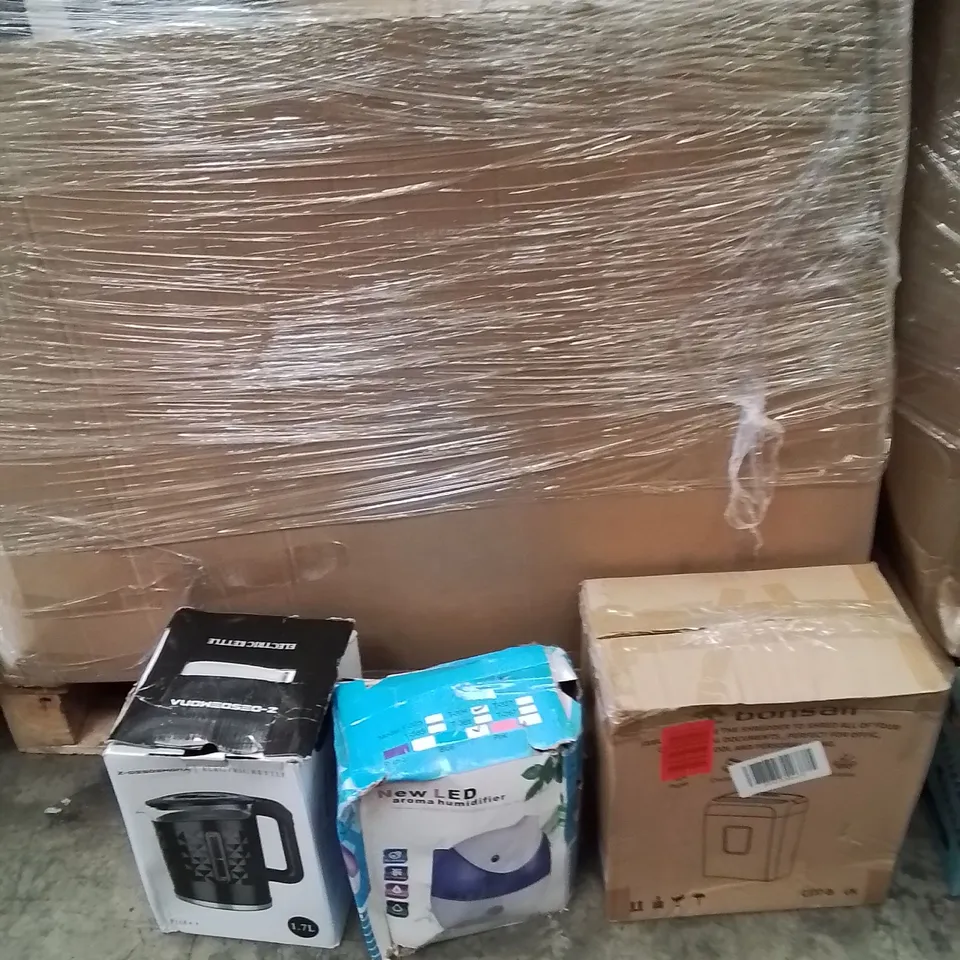 PALLET CONTAINING A LARGE QUANTITY OF ELECTRICAL PRODUCTS TO INCLUDE;KETTLE,DEHUMIDIFIER,PAPER SHREDDER 