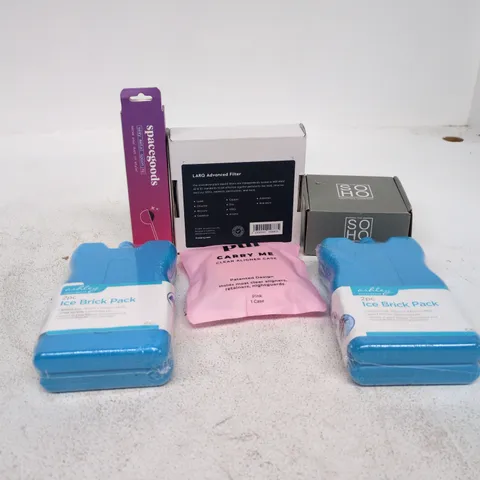 TOTE OF APPROXIMATELY 18 ASSORTED ITEMS TO INCLUDE ICE BRICK PACK, SOHO LIGHTING COMPANY, LARQ FILTER, SPACEGOODS METAL SPOON ETC