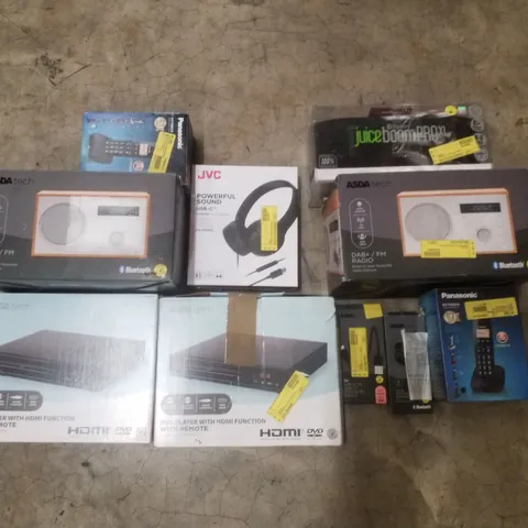 PALLET CONTAINING ASSORTED ELECTRICAL RETURNS INCLUDING DAB+/FM RADIO, DVD PLAYER WITH HDMI FUNCTION, DIGITAL CORDLESS PHONE, WIRELESS EARBUDS & BLUETOOTH JUICE SPEAKER