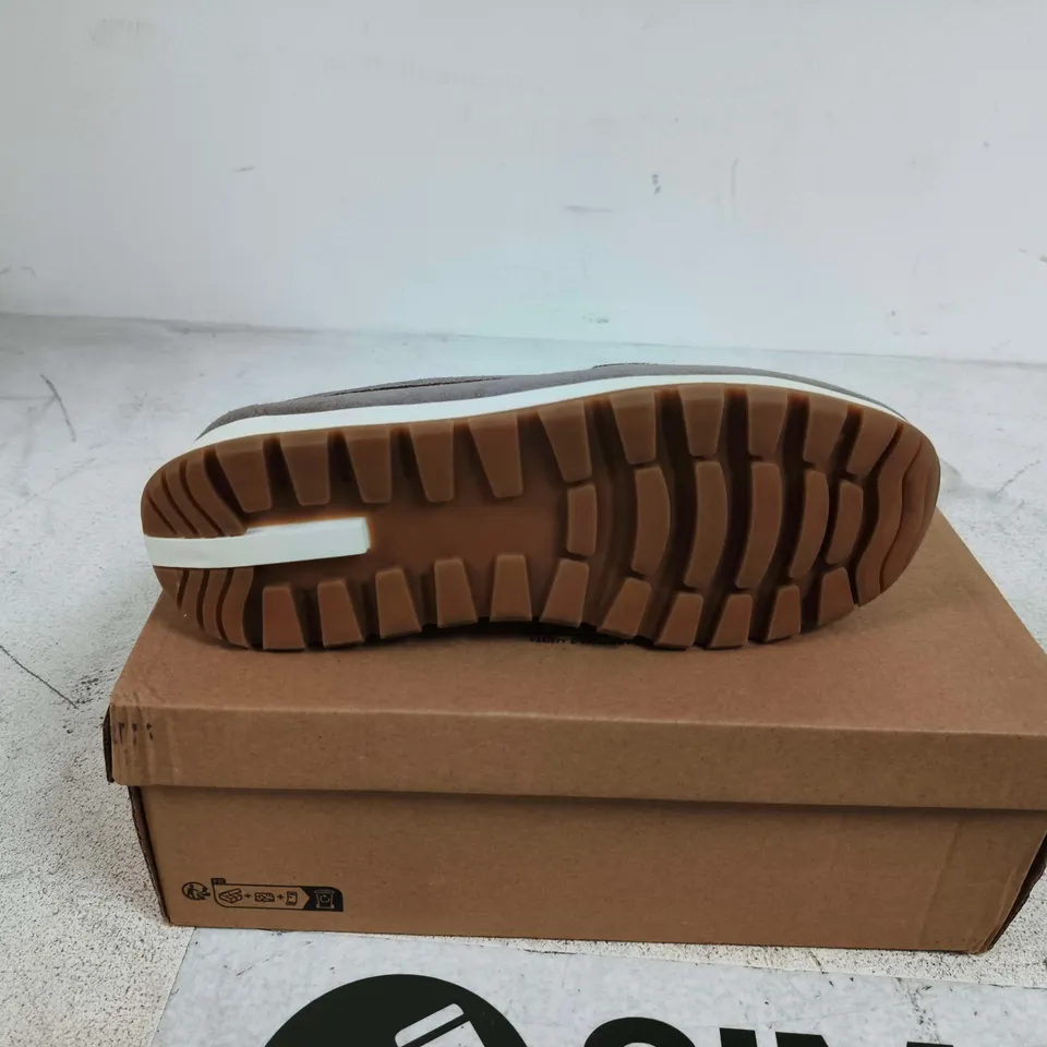 JO AND JOE LIMA LATTE SHOES SIZE 6 BOXED