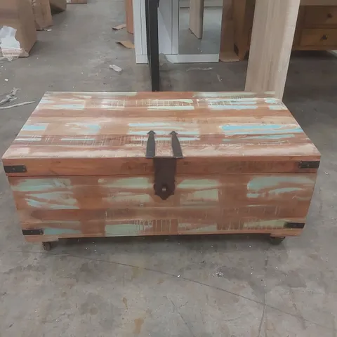 BRUNING OLD DISTRESSED PAINTED TEAK TRUNK ON WHEELS