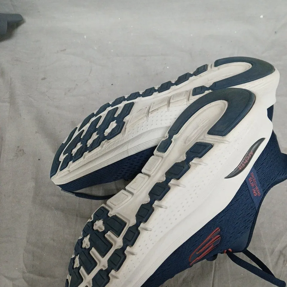 SKECHERS SLIP-INS ARCH FIT TRAINERS – NAVY (VERIFY MODEL)