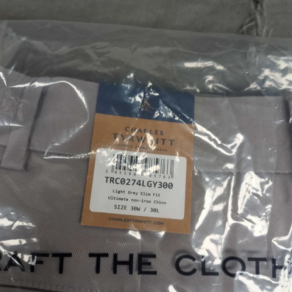 CHARLES TYRWHITT LIGHT GREY SLIM FIT ULTIMATE NON-IRON CHINO TROUSERS, 30W X 30L