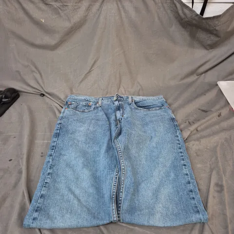 LEVI'S 502 JEANS – BLUE DENIM W34 L32