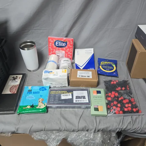 APPROXIMATELY 15 ASSORTED OFFICE & HOUSEHOLD ITEMS 