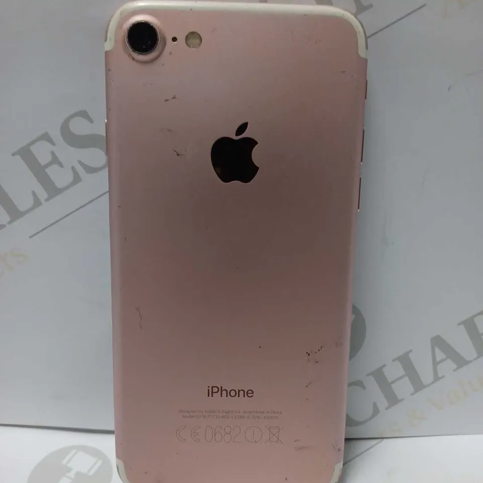 APPLE IPHONE 7 