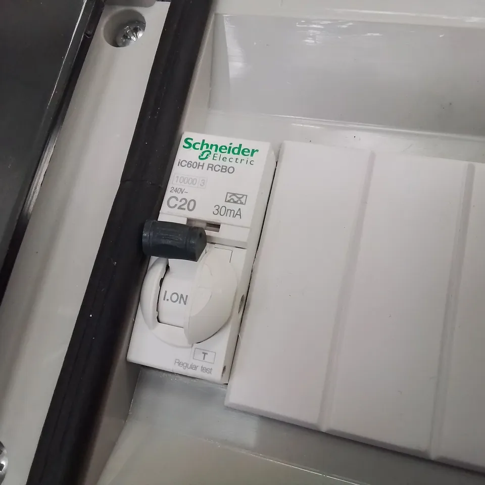 LARGE QUANTITY OF SCHNEIDER IC60H RCBO BOXES 