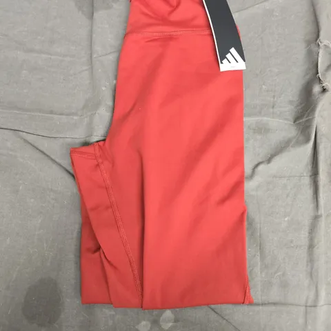 ADIDAS STUDIO TIGHT FIT LEGGINGS - RED, SIZE M