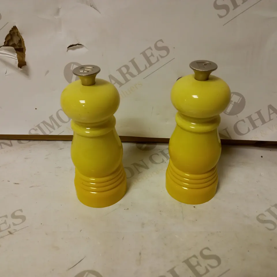 LE CREUSET CLASSIC SALT & PEPPER MILL SET, 11 CM, MARSEILLE