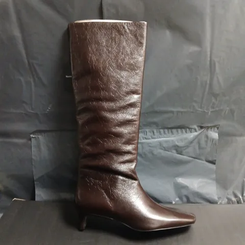 MASSIMO DUTTI BROWN LEATHER KNEE-HIGH BOOTS – WOMEN'S EU 40