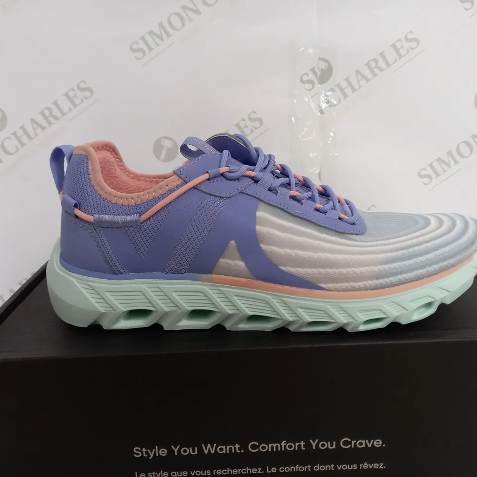VIONIC CYAN & LILAC THREE ZONE COMFORT TRAINERS - SIZE 6