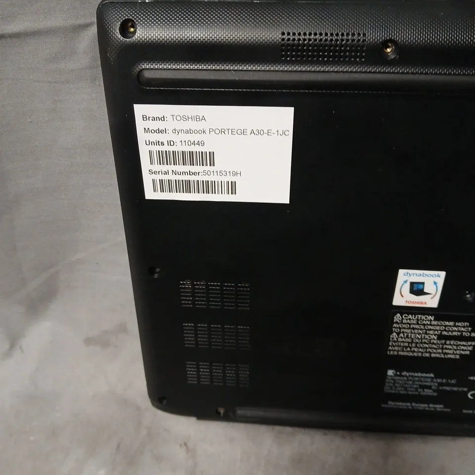 TOSHIBA DYNABOOK PORTEGE A30-E-1JC LAPTOP