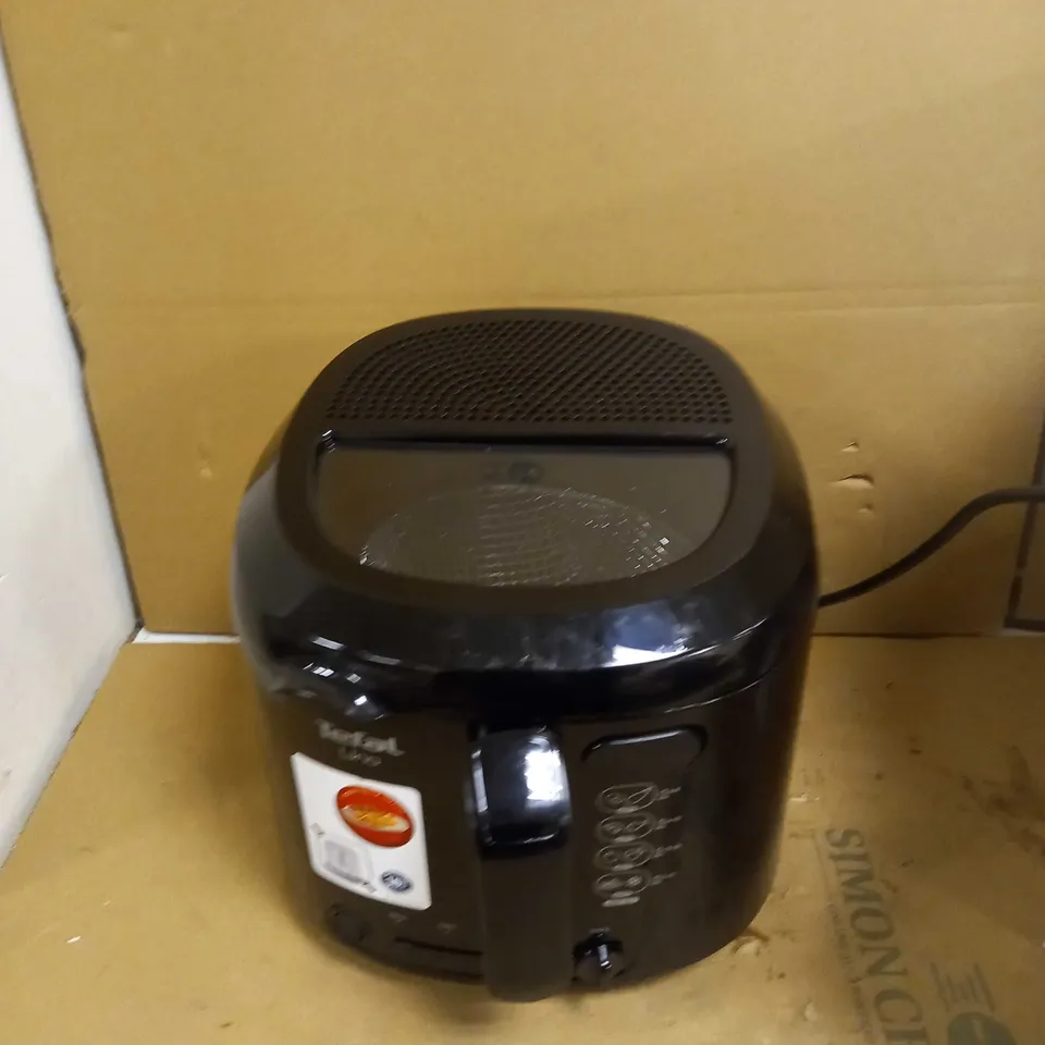 TEFAL UNO FF203840 DEEP FAT FRYER BLACK