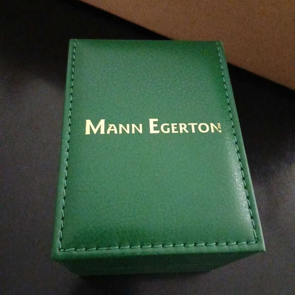 MANN EGERTON ASTRO ROSE RED WATCH – ROSE GOLD CASE, BLACK BEZEL, BLACK STRAP