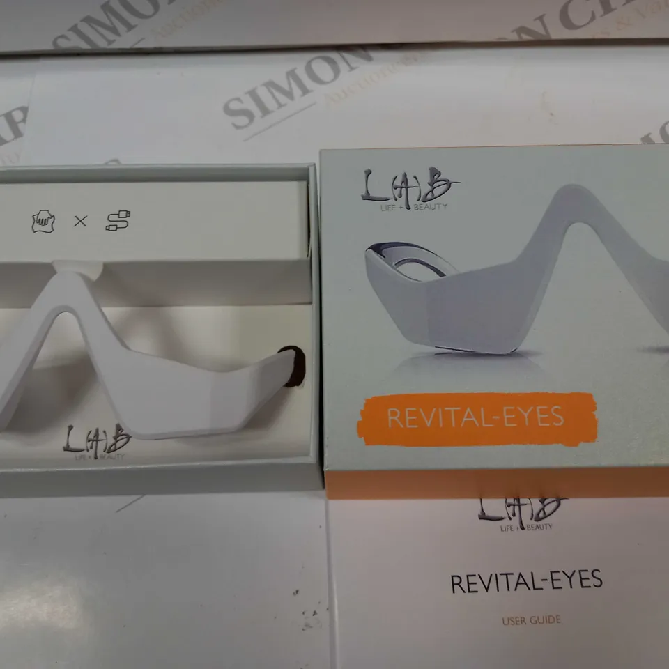 BOXED LAB REVITAL EYE LED+ MICRO CURRENT EYE