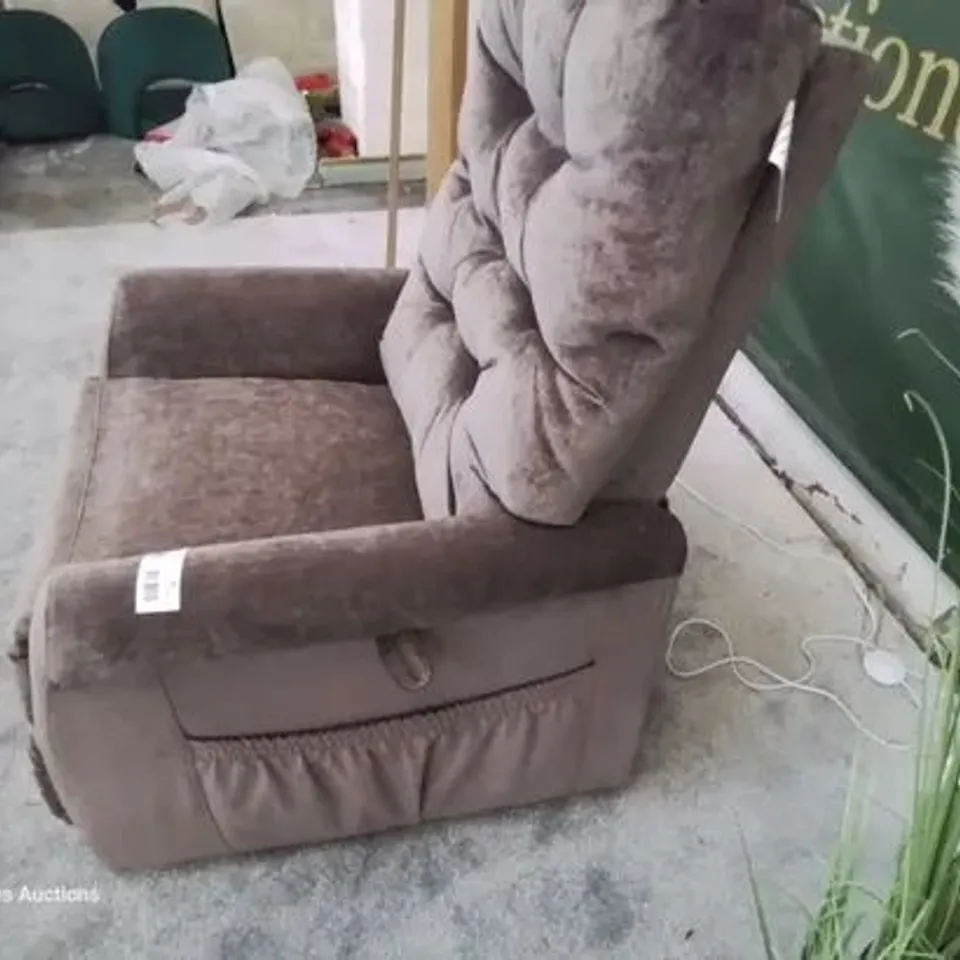 BRAND NEW BOXED JOYNSON HOLLAND LIFT & RISE CHAIR - VISCOSITY MINK FABRIC