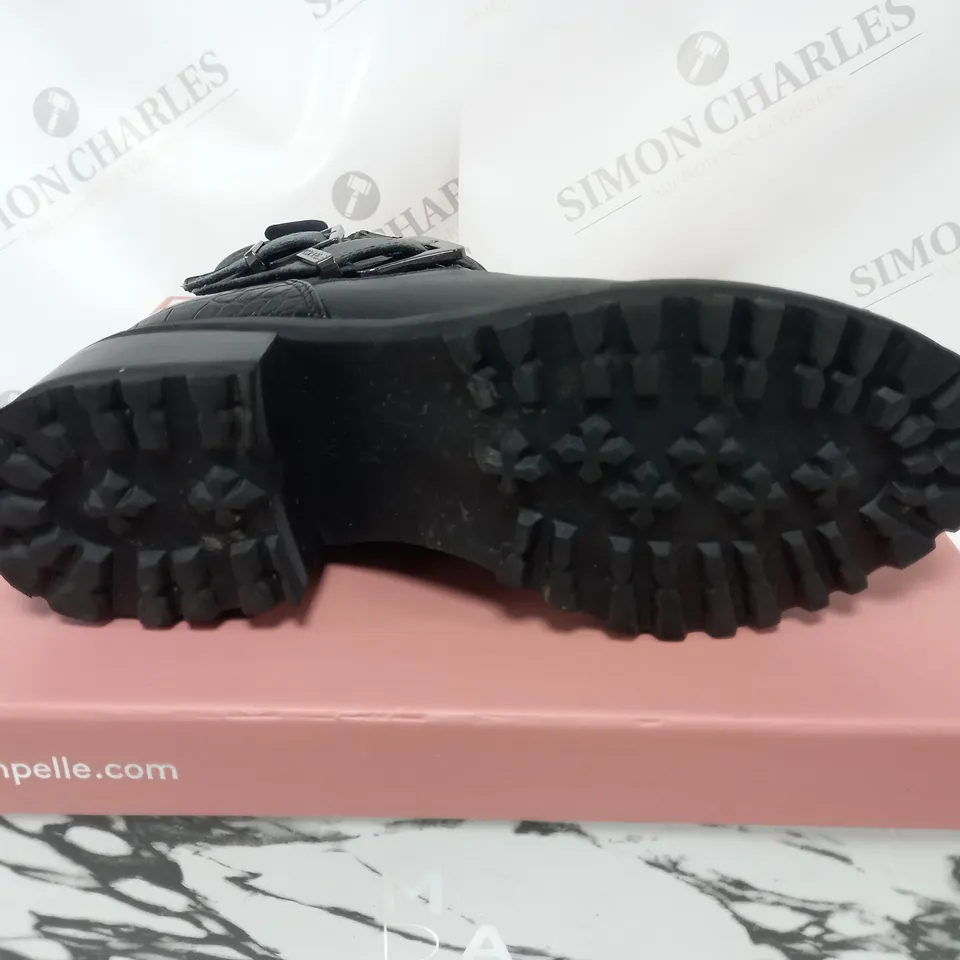 BOXED PAIR OF MODA IN PELLE CORNELIA BLACK LEATHER BOOTS - SIZE 4