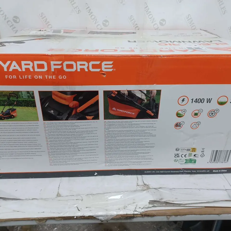 BOXED YARD FORCE ELECTRIC LAWNMOWER 