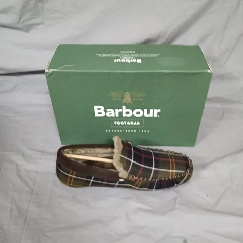BARBOUR FOOTWEAR PLAID MOCCASIN SLIPPERS – BOXED - UK 8 
