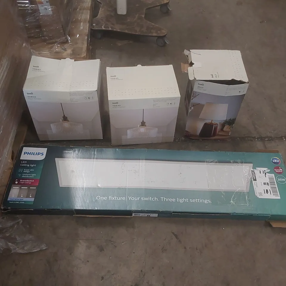 PALLET CONTAINING A VERY LARGE QUANTITY OF ASSORTED DESIGNER LIGHTING PRODUCTS INCLUDING: PHILIPS CEILING LIGHT, TOBIAS PENDANT, JELLY TABLE LAMP ECT