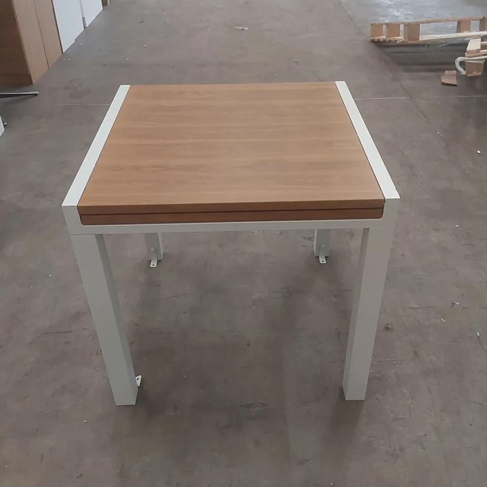 DESIGNER SQUARE DINING TABLE