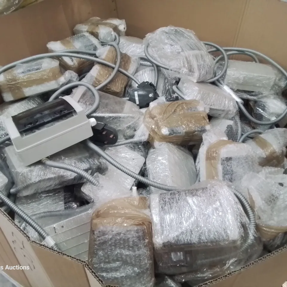 LARGE QUANTITY OF SCHNEIDER IC60H RCBO BOXES 