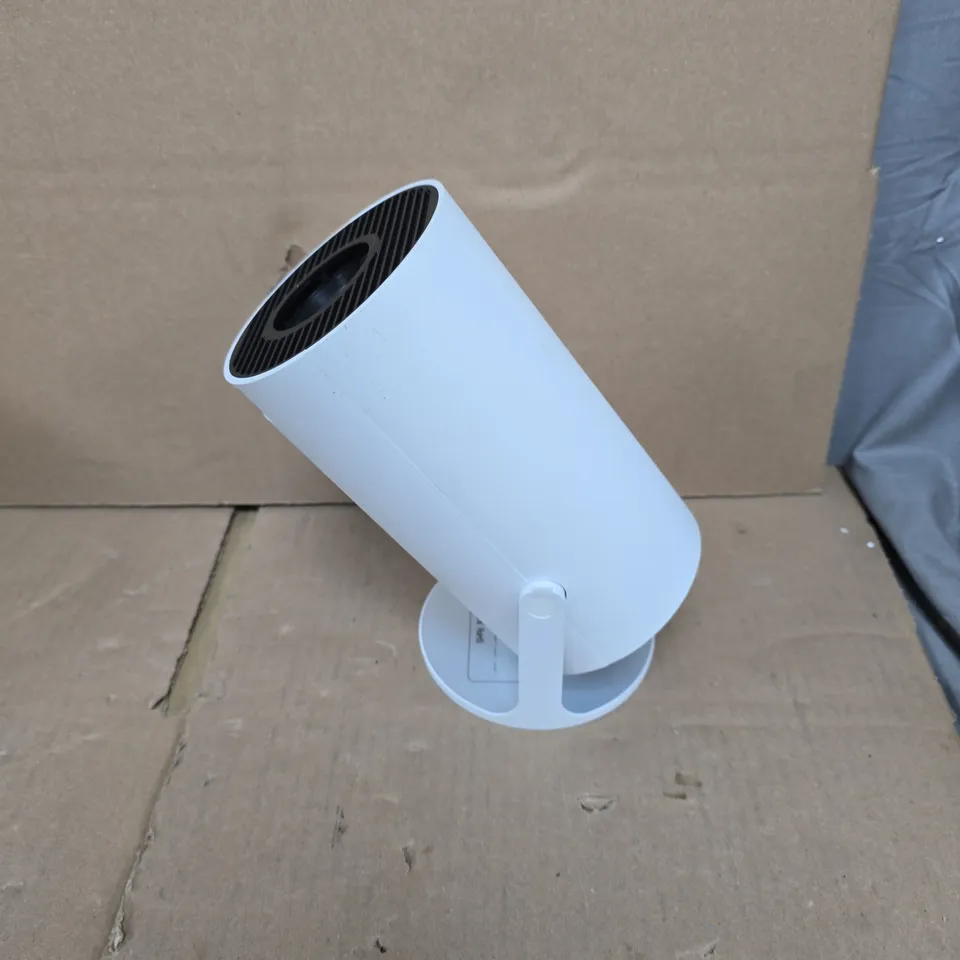HY300 MINI PROJECTOR WITH ANDROID 11 - UNBOXED 