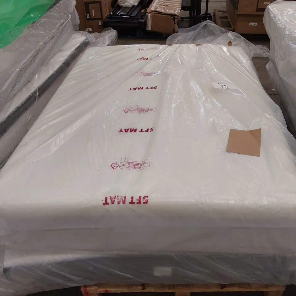QUALITY BAGGED 4'6" DOUBLE LUXURY MEMORY FOAM MATTRESS 