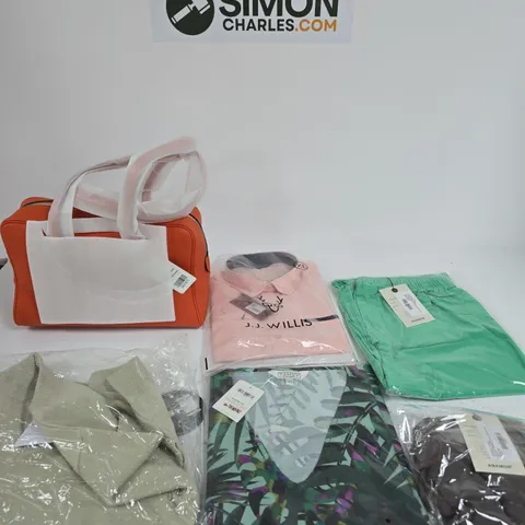 BOX OF APPROXIMATELY 15 ASSORTED CLOTHING ITEMS IN VARIOUS COLOURS, STYLES AND SIZES