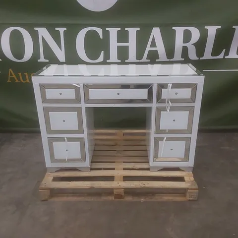 DESIGNER CHELSEA DRESSING TABLE