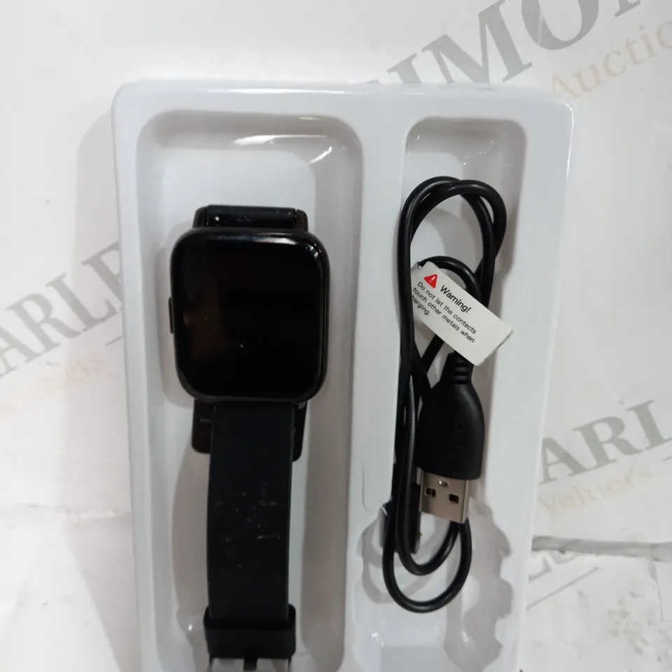 BOXED SEALED MOLOCY SMART WATCH LARGE SCREEN HEART RATE BRACELET 