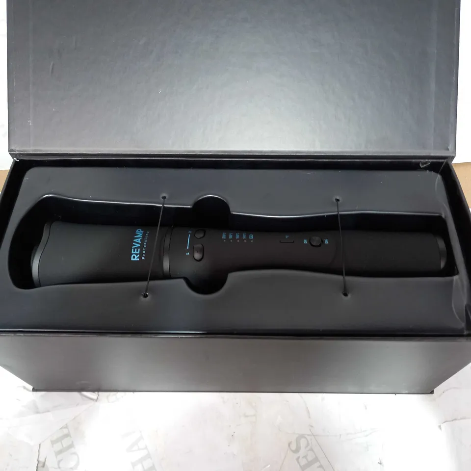 BOXED REVAMP PROGLOSS LIBERACORDLESS HOLLYWOOD CURL AUTO ROTATING HAIR CURLER
